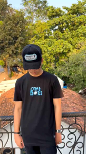 Omidoki Kaos Distro Pria T-shirt Hitam YUAN