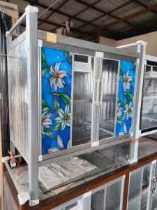 ตู้กับข้าว ไลน ขนาด 80 เตี้ยสี่ประตู ฟรีขนส่งใน 40 กิโล