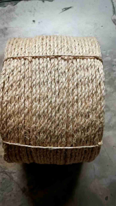 เชือกมะนิลา 6 ม.ม. ของแท้ จากใยธรรมชาติ เชือกป่านศรนารายณ์ เชือกพันเสาลับเล็บแมว เชือกธรรมชาติแท้