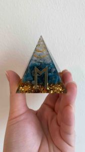 Piramid Orgonit Rune Kuda Pantas Steed Rune Orgonite Pyramid 骏马符文奥根金字塔