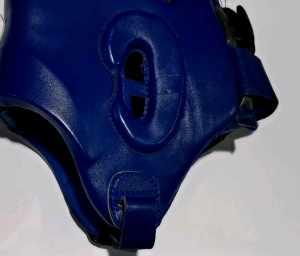 PELINDUNG KEPALA HELM TINJU KULIT