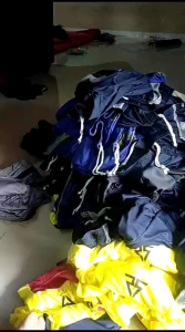 PER 3 PCS RANDOM ACAK CELANA PENDEK OLAHRAGA BOLA FUTSAL CELANA SANTAI SEHARI HARI NYAMAN ADEM LEMBUT RINGAN