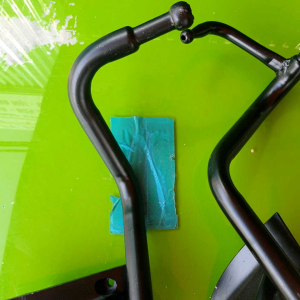 tay gương ( gọng kính)kia k3000k165k140kia 1t4 bên phụ hoặc lái