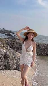 ชุดเซต3ชิ้น บิกีนี ผ้ายืดเนื้อทอฉลุ ดีเทลแต่งกุ๊นรอบ สวยแซบซัมเมอร์สูงสุด - สำหรับคุณหน้าที่ผ่อนคลิกที่นี่!