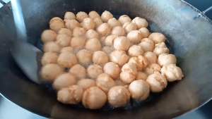 กระทะเหล็กสองหูเบอร์ 18 เผาแล้ว กระทะทอดก้นลึก คุณภาพดีเกรด A เหล็กหนา ทนทานโดยโรงเรียนสอนทําอาหารบ้านอาจารย์ลักษณ์