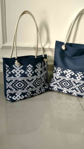 Tas Totebag Wanita Terbaru: Pilihan Totebag Murah & Kekinian