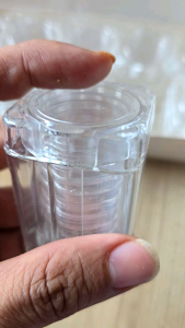 ตลับใส่เหรียญสุดพรีเมียม ใส่เหรียญโปร่งใสขนาด27มม./30มม. 100 ชิ้น 10 กล่อง ป้องกันแบบแคปซูลสำหรับเก็บเหรียญอันทรงคุณค่า  ✨ ให้เหรียญล้ำค่าของคุณได้รับการปกป้องอย่างสมบูรณ์แบบด้วยตลับใส่เหรียญคุณภาพสูงที่ออกแบบมาอย่างพิถีพิถันเพื่อให้เหรียญของคุณอยู่ในสภา