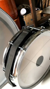 sepaket bass drum dan snare suporter bola