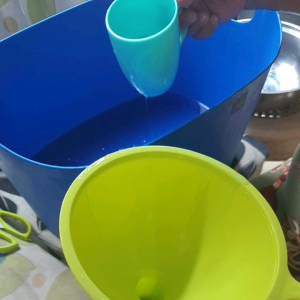 Understanding & Choosing the Best Laundry Liquid