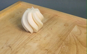 เทียนหอมไขถั่วเหลือง รูปทรงเกลียว - size 6×6×6.2 cm. ออร์แกนิก