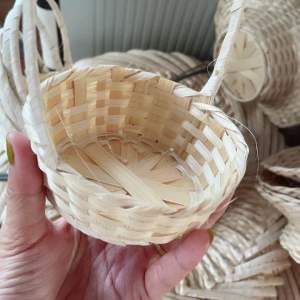 Flower Basket For Undas 4i nches size