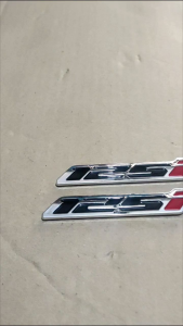 EMBLEM 125i EMBLEM 3D 125i EMBLEM BODY 125i STIKER 3D BODY 125i TAHAN LAMA SEPASANG