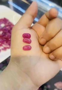 Mặt yên đá ruby nam phi hồng ngọc làm mặt nhẫn đẹp