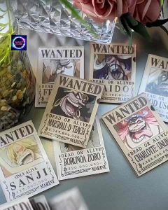 [Ready Stock] One Piece Wanted Poster Fridge Magnet Strong Magnetic Decoration Anime Cute Luffy Zoro 海贼王悬赏令冰箱贴磁贴装饰吸铁
