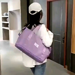 กระเป๋าเดินทาง รุ่นกันน้ำ ใบใหญ่ ขยายไซส์ได้