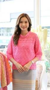 เสื้อลูกไม้ใส่ออกงานต่างๆชีทูอก36-42นิ้วอก44-46นี้วใส่ได้งานฟรีไชส์ค่ะ