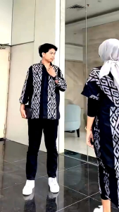 BAJU COUPLE TENUN VEEYA DRESS DAN KEMEJA BLACK TORAJA