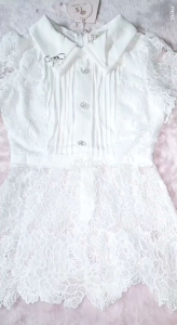 BT studio เสื้อลูกไม้แขนสั้นคอปก+เข็มกลัดโบว์เพชร+กางเกง+เข็มขัด  06-2896