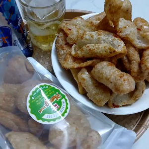 Túi 100gr Da heo mắm tỏi giòn ngon. Ăn vặt food