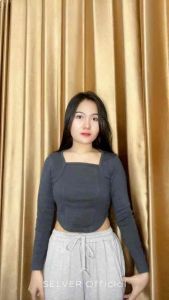 SELVER - Crop Top Square Neck Long Sleeve Rib Premium (S/M/L/XL)