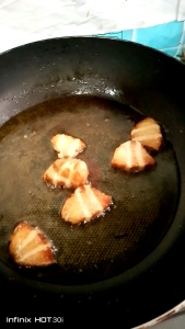 ผลิตจากข้าวสาลี โปรตีนเกษตร โปรตีนนอก โปรตีนฮ่องกง แผ่นสี่เหลี่ยม สำหรับการผลิตสำอางอาหาร