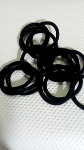 ยางรัดผมผ้ายืด สีดำ เกรดA 1แพค/10 เส้น สินค้ามีพร้อมส่งค่ะ