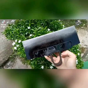 GARUK CANGKUL PEMBERSIH PIRINGAN SAWIT