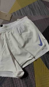 กางเกงวิ่งขาสั้นผู้ชาย Nike Aeroswift 2 นิ้ว