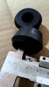 Cao su giảm sóc kia 1t4k165k140k3000k2700 loại côn ngoài 37-30- trong16mm