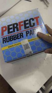 ยางหุ้มแร็ค Commuter รถตู้ จำนวนต่อ1คู่ เบอร์แท้ 45535 - 26060 Brand PERFECT คุณภาพOEM