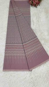 ผ้าไทย ผ้ามัดหมี่ฝ้ายคราม เป็นผ้าทอลายเกรดพรีเมี่ยม ผ้าถุง ผ้าซิ่น ผ้าตัดเสื้อ ผ้าตัดชุด ของขวัญ ของฝาก ของรับไหว้ งานพิธีการต่างๆ