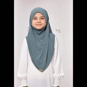 TUDUNG AMARA KIDS & TODDLER VEE KOREAN MOSSCREPE INSTANT HIJAB IRONLESS NEW ARRIVAL