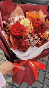 Romantic premium Rose bouquet custom  Box - Handcrafted Preserved Flowers Valentine . Birthday Teachers Day Mother Days Gifts for Her Eternal .