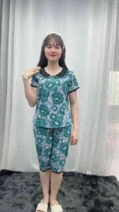 (Bunnysky) Đồ bộ mặc nhà quần áo nữ thiết kế mẫu lửng lụa cổ sen 3 khuy giả