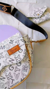 Tas Selempang Mahalini by Quenby: Tas Selempang Multifungsi untuk Wanita