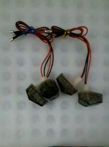 Lampu Sein Sen Tempel Diamond CBR NEW-CB150 R-R15 V2 V3-R25-VIXION NEW-VERZA 150 Universal Motor