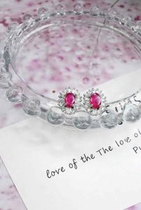 Subang Kristal Natural Crystal Ruby Earrings 925 Silver Pin 天然红宝石耳钉 925 纯银耳针 4309