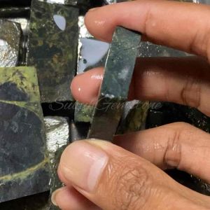 Bongkahan batu akik badar besi hitam motif aceh / bahan batu akik badar besi / natural batu akik