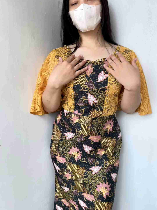 Nona Gaun Pesta Mewah Dan Elegant Dress Batik Brukat Kondangan
