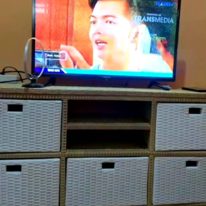 Lemari TV Rotan Sintetis 5 Laci: Praktis & Tahan Lama