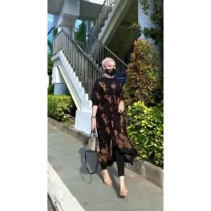 Kaftan Wayang Daun Lace