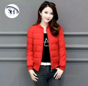 Jaket Musim Dingin Wanita: Pilihan Terbaik untuk Keamanan dan Kenyamanan