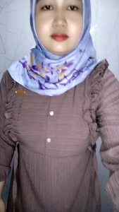 Renata Dress Lady Cruss: Desain Elegan & Bahan Nyaman