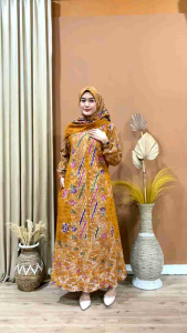 Gamis Batik Cap Storjoan Ori: Cocok untuk Acara Formal