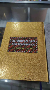 Al Jumanatul Ali A5. Al Quran terjemah Emas Perak ukuran A5 tulisan jelas