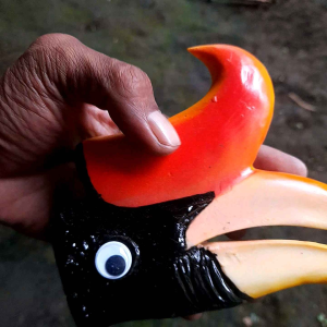 Replika Rangkong Paruh Burung Enggang dari Resin – Dekorasi Unik dan Eksotis