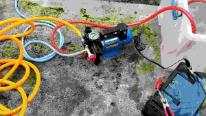 Máy bơm áp lực phun thuốc sâu  PISTON 12v 250w đầu bơm hợp kim cao cấp