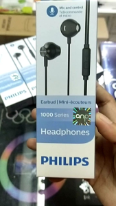 Philips TAUE101BK Earphone Stereo Bass With Mic