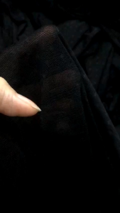 vải thun lưới đen mềm mịn co dãn 4 chiều _( khổ 1m5) may đầm váy áo phối kiểu vv