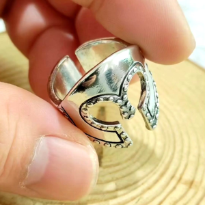 Cincin Elegan Desain Topeng Gladiator (Adjustable)